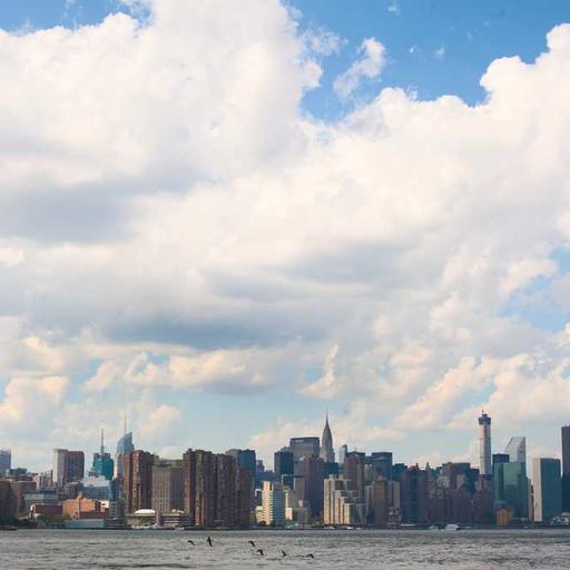 Sensasi Berkemah di Tepi Danau dengan Pemandangan Bintang Malam